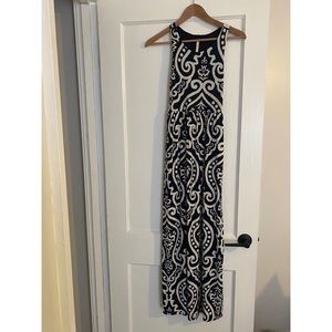 Sleeveless printed Maxi dress